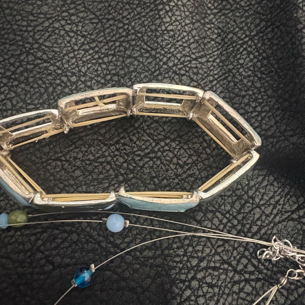 Relativity Blue and Silver Necklace Set - Picture 4 of 4